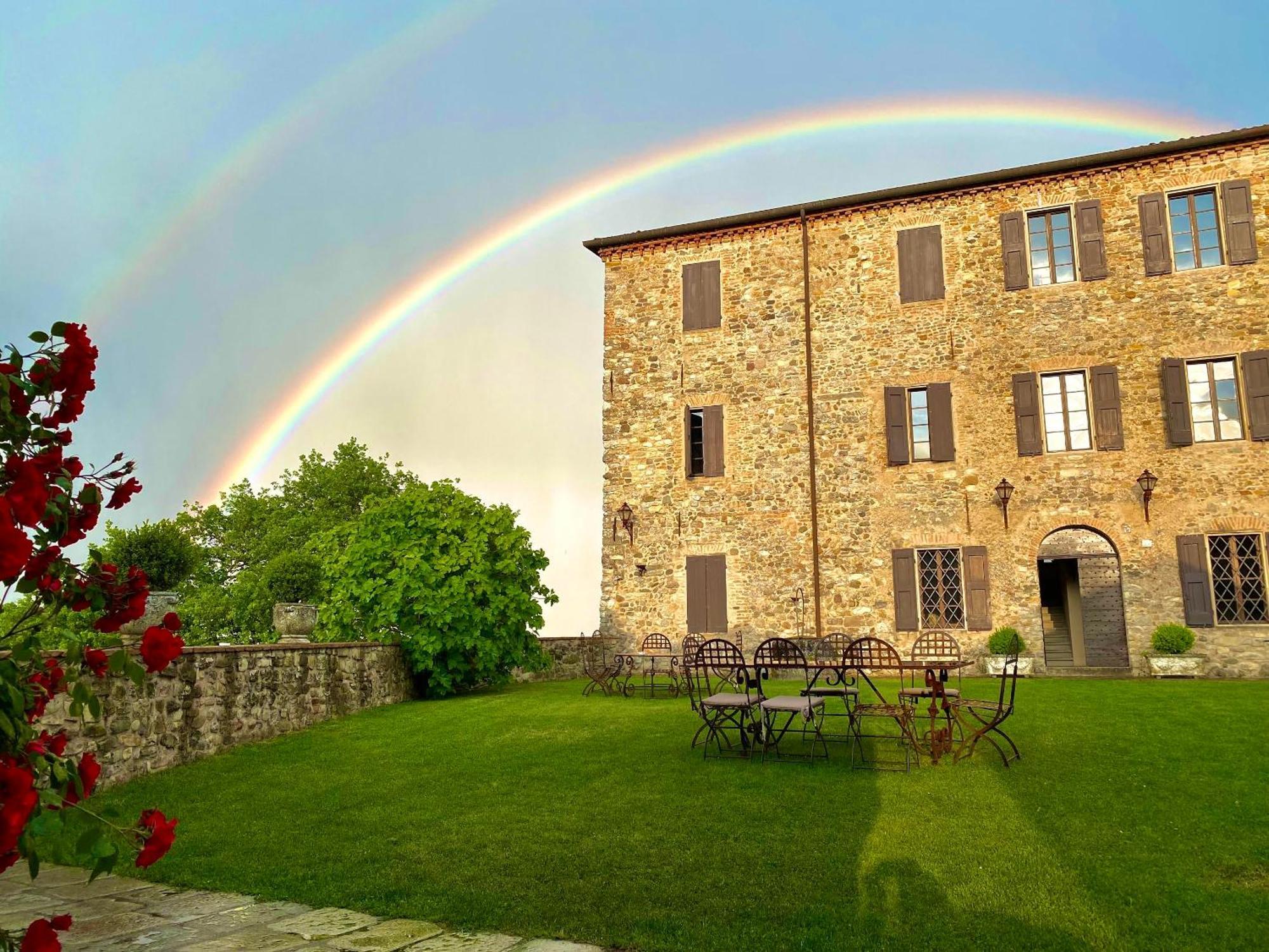 Castello Di Viano Villa Dış mekan fotoğraf